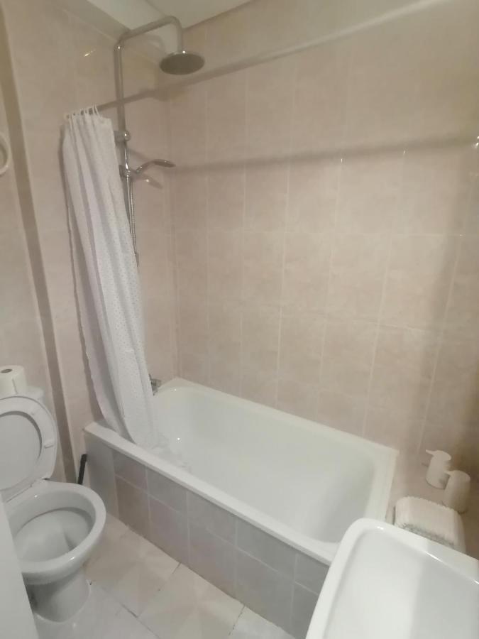 Lovely Apartment In Front Of The Beach. Fuengirola Eksteriør billede