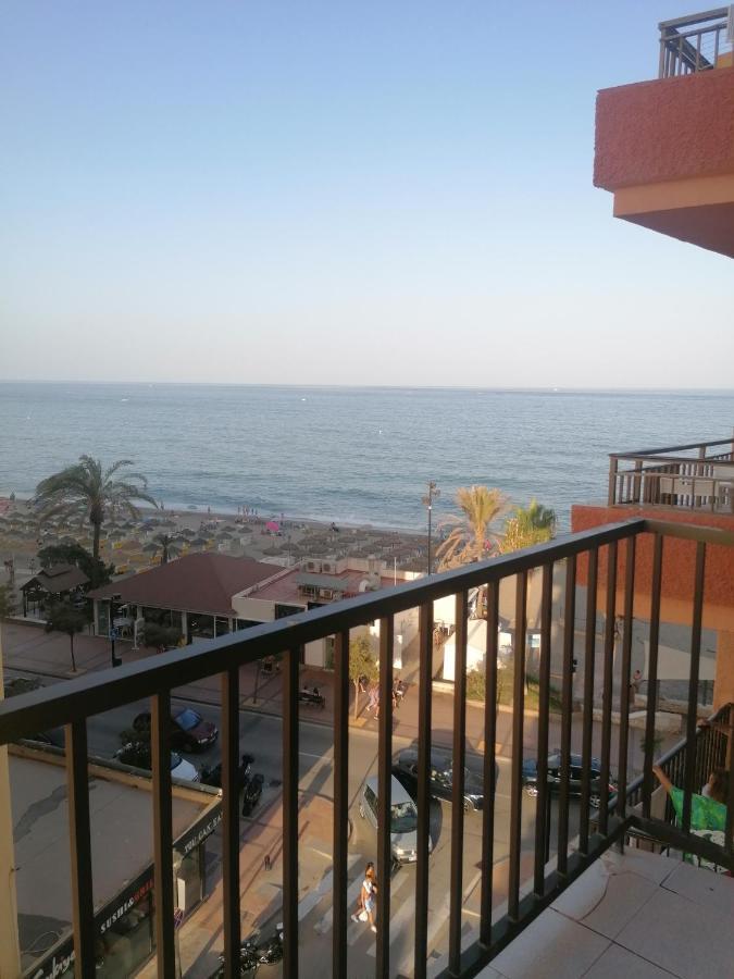 Lovely Apartment In Front Of The Beach. Fuengirola Eksteriør billede